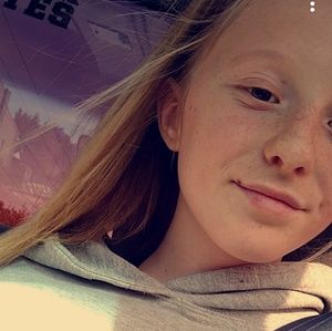 Meet your Posher, Averie